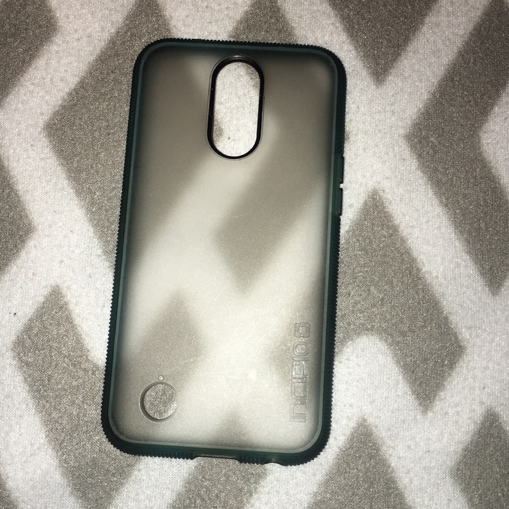 A incipio case for lg k20v